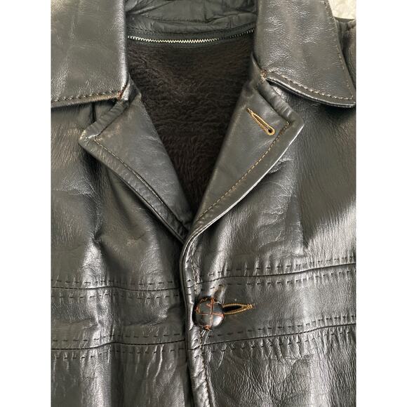 Vintage Lightly Distressed Black Leather Trench Coat Wooden Button Mens Med 38 - Picture 6 of 16